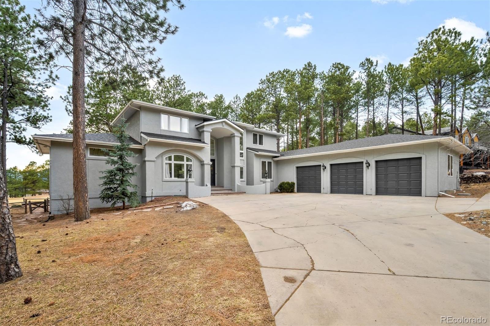 18520 Thunderbird Trail