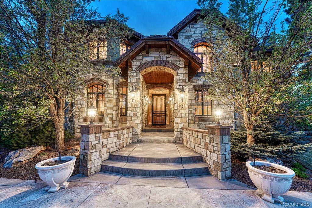 Photo of 4320 E Linden Circle, Greenwood Village, CO 80121 (MLS # 4505530)