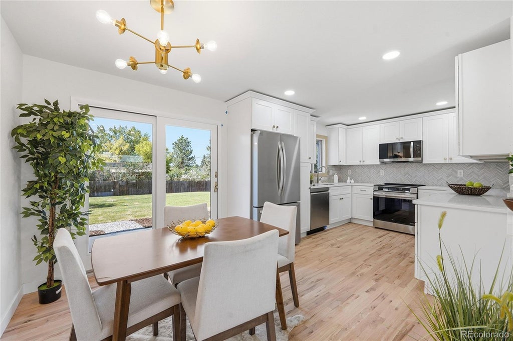 Photo of 6794 S Ash Way, Centennial, CO 80122 (MLS # 9381541)
