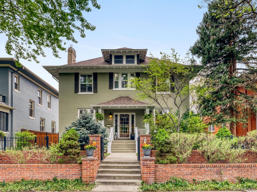 Photo of 2365 Albion Street, Denver, CO 80207 (MLS # 9785151)