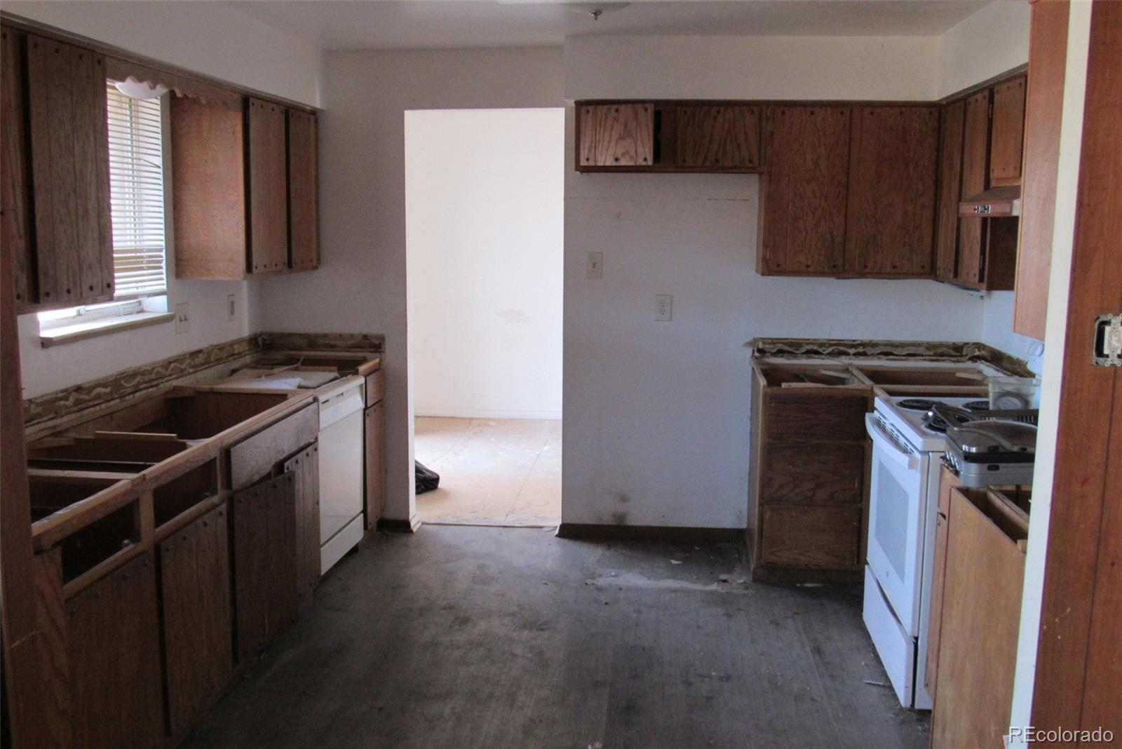 12835 E Nevada Avenue