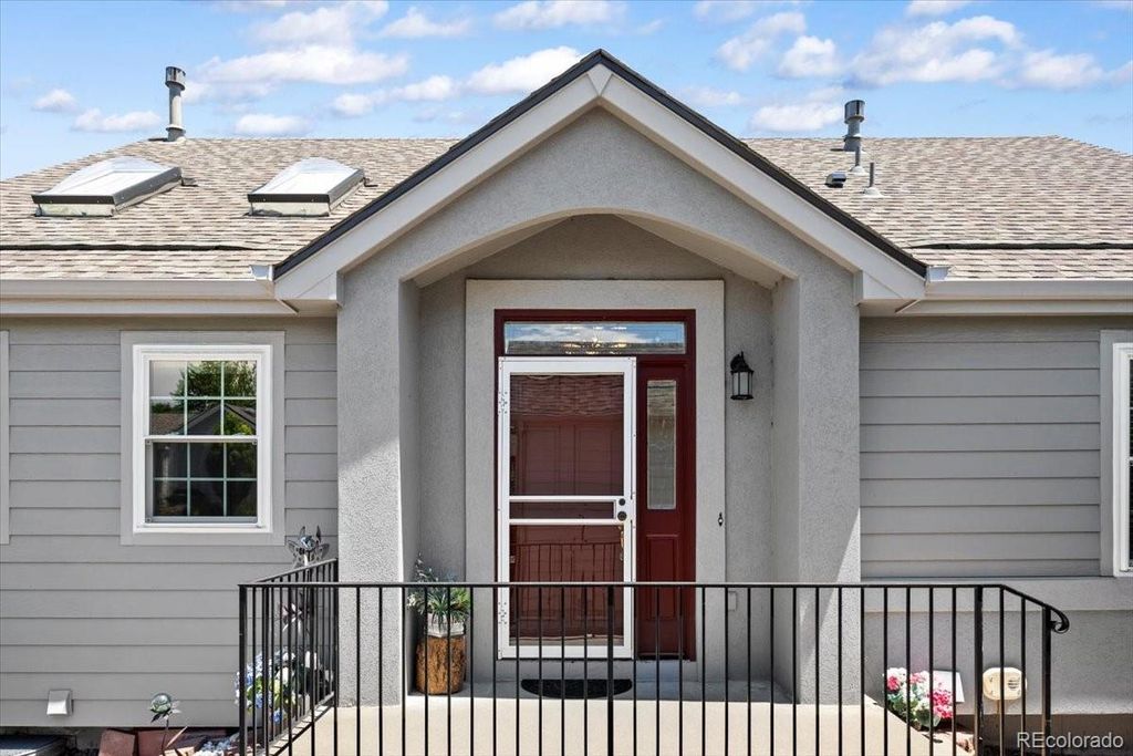 Photo of 5005 S Newcombe Court, Littleton, CO 80127 (MLS # 2708113)