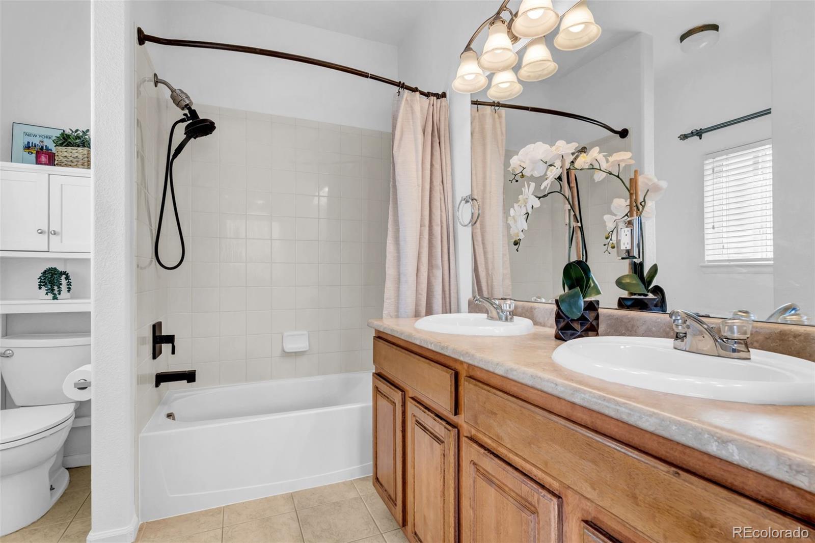 14700 E 104th Avenue 3201