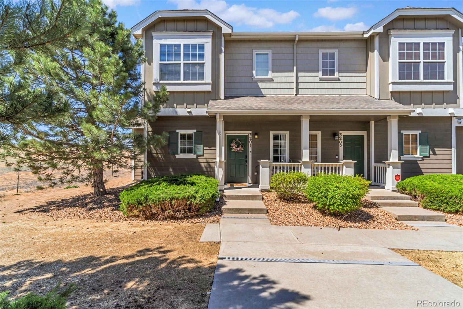 14700 E 104th Avenue 3201