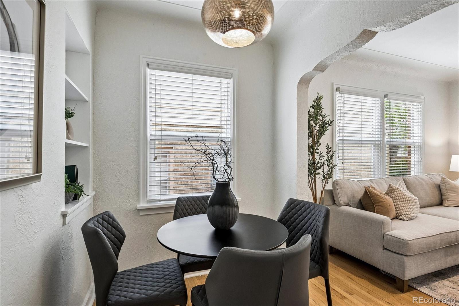 2832 N Stuart Street