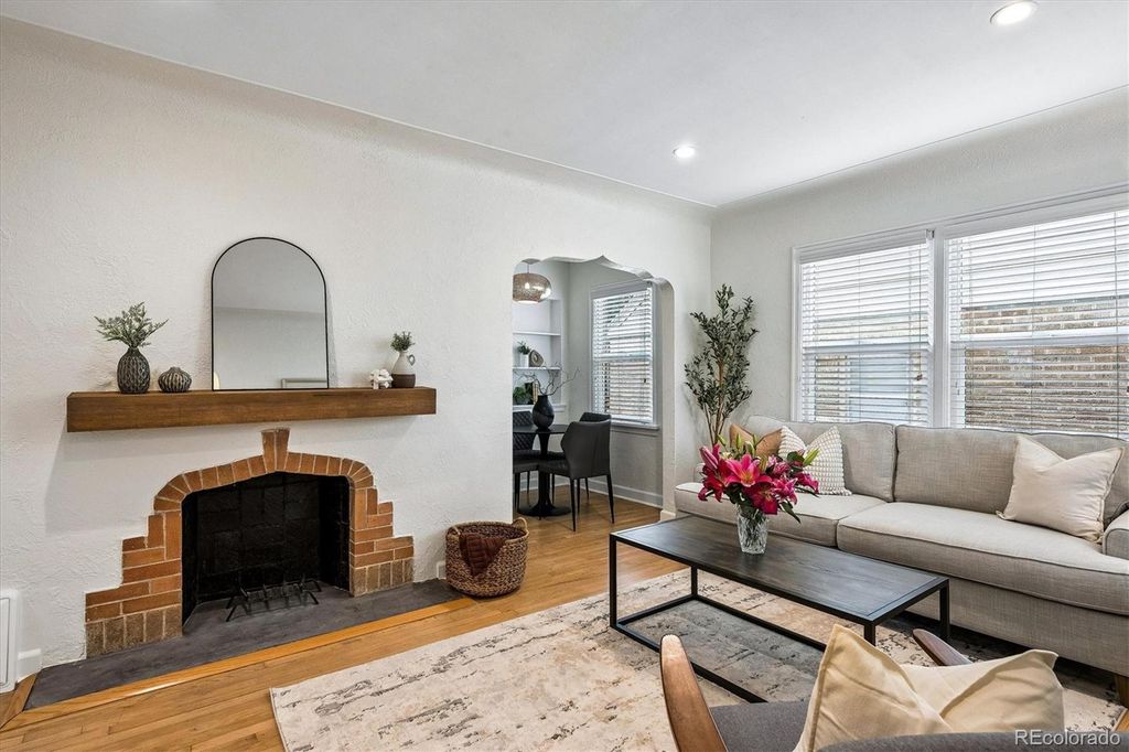 Photo of 2832 N Stuart Street, Denver, CO 80212 (MLS # 8294402)