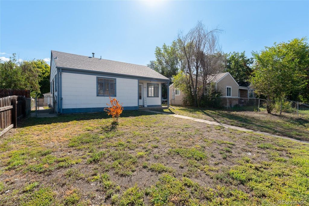Photo of 4460 Sheridan Boulevard, Denver, CO 80212 (MLS # 9504919)