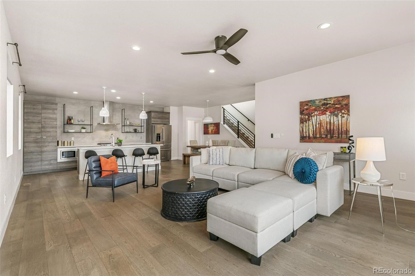 6275 King Court