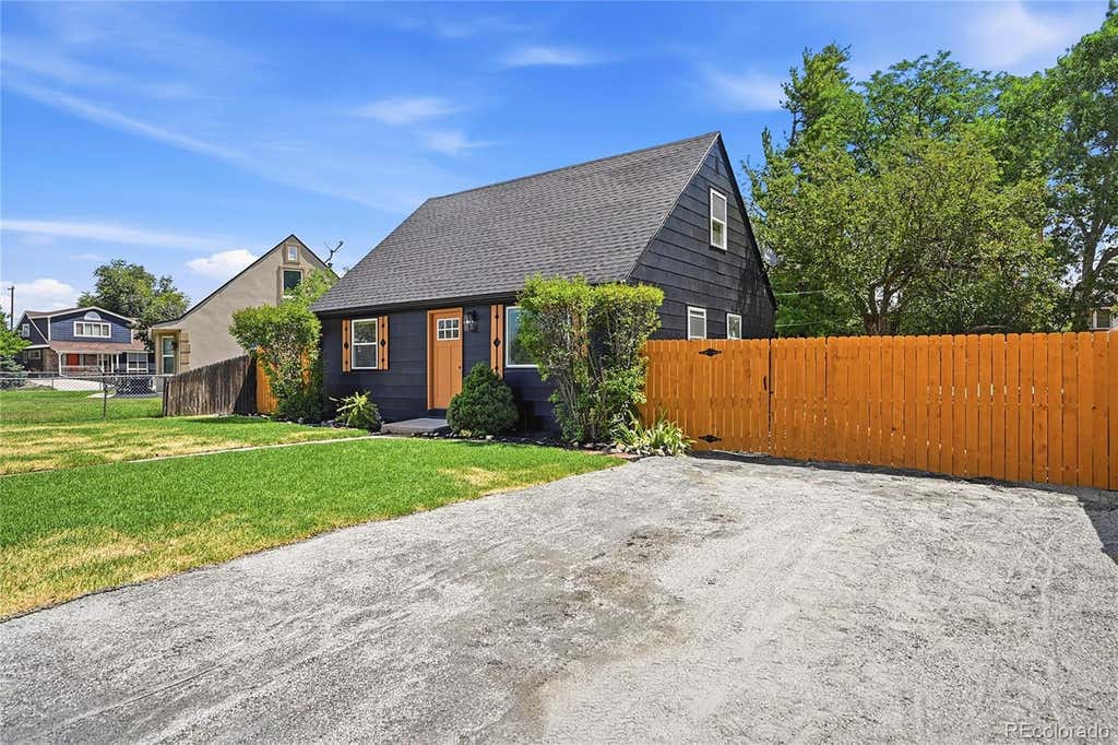 Photo of 2520 S Hazel Court, Denver, CO 80219 (MLS # 4285746)