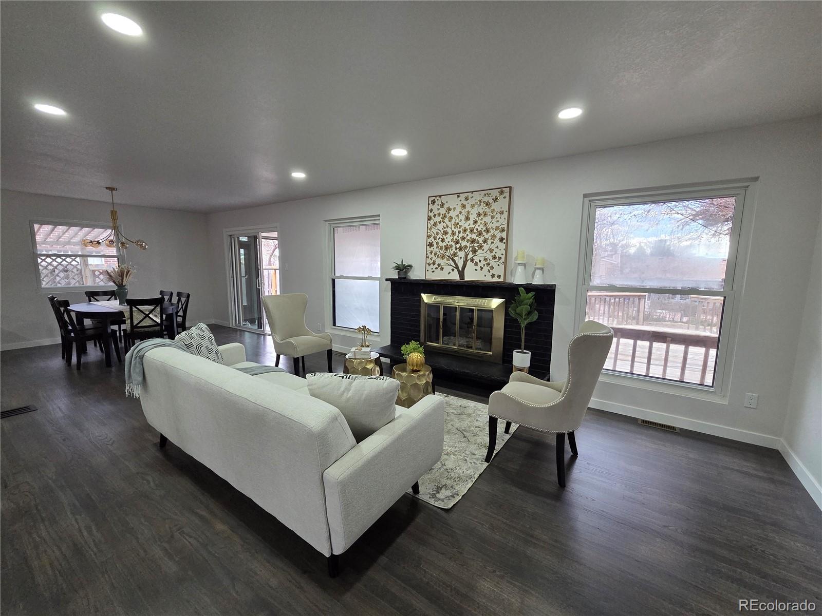 2341 S Kenton Street