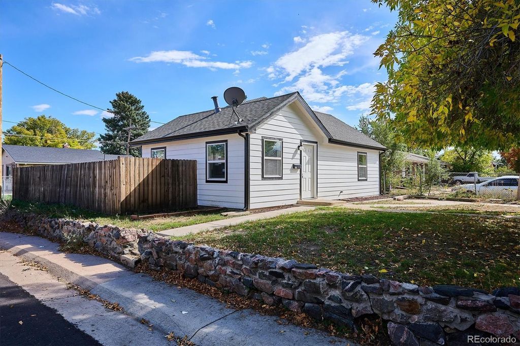 Photo of 352 S Stuart Street, Denver, CO 80219 (MLS # 4724674)