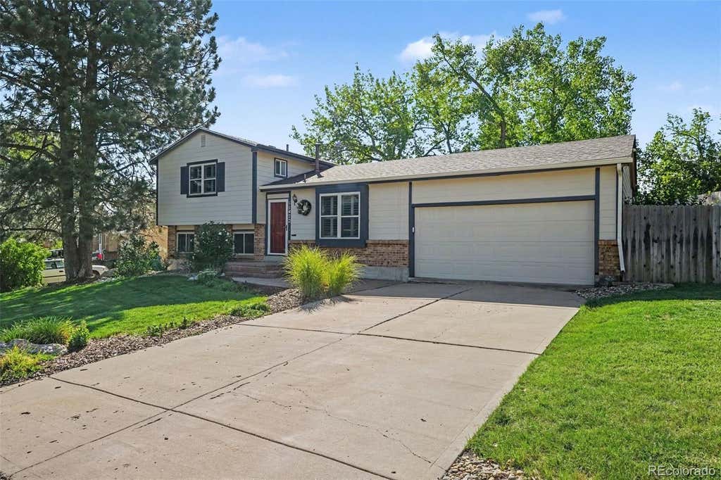 Photo of 11472 W Powers Place, Littleton, CO 80127 (MLS # 2572598)