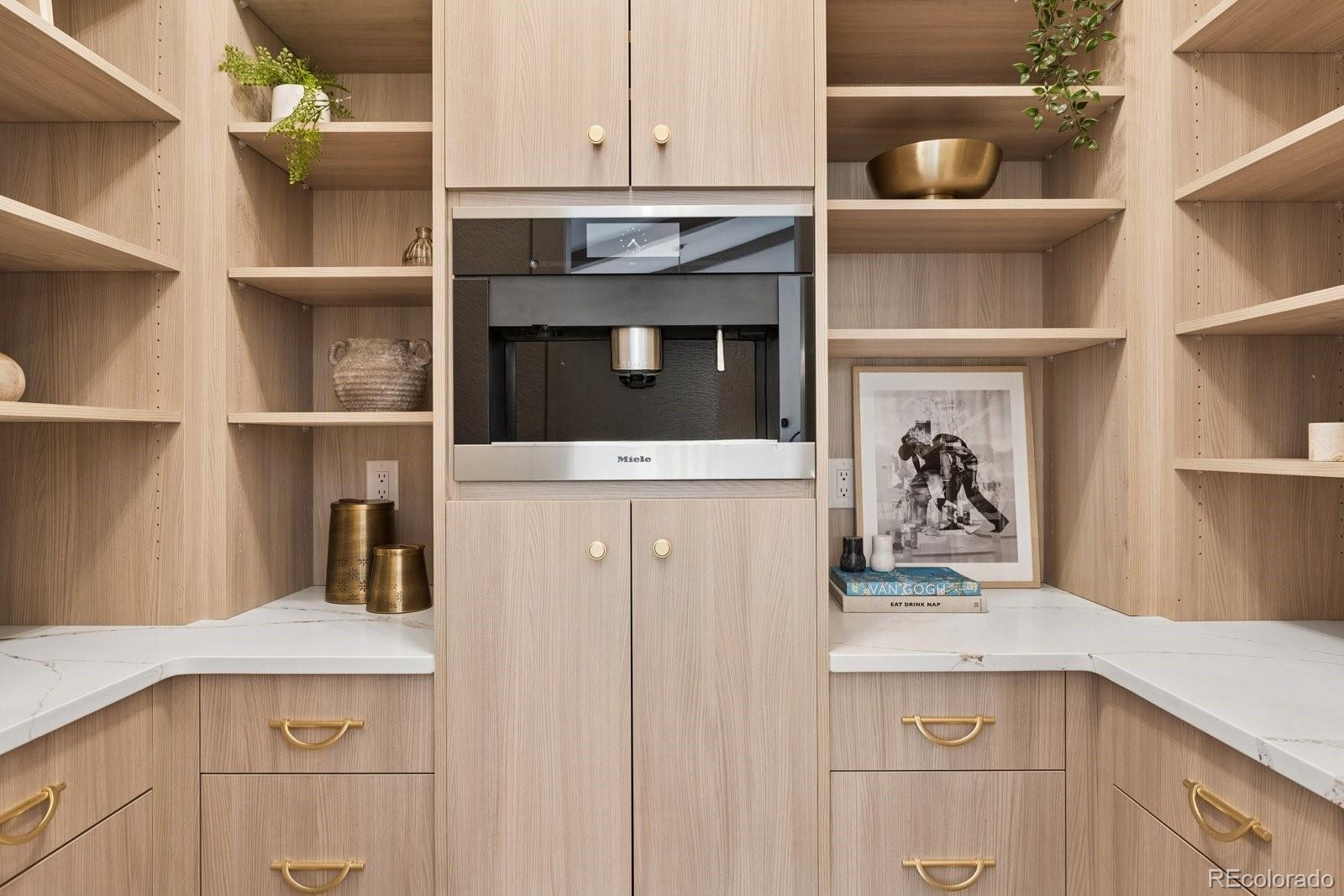 6844 Roaring Fork Trail