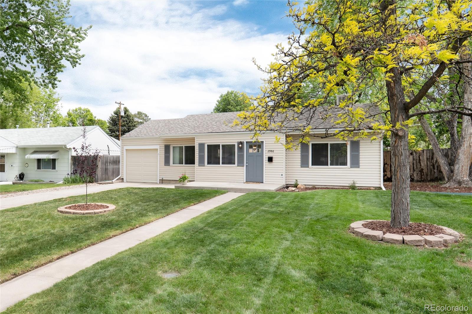 2986 S Elm Street