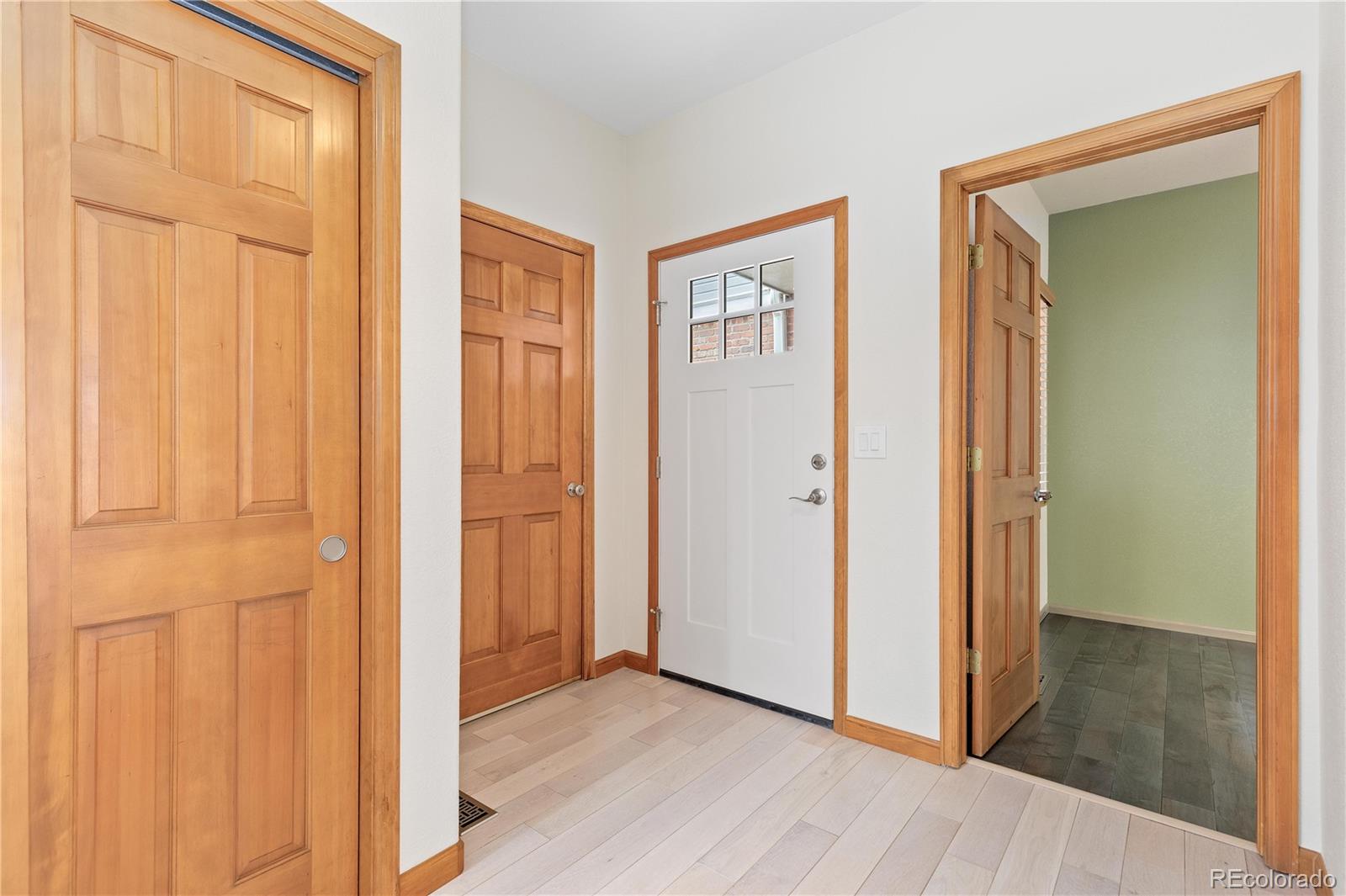 7592 S Monaco Way, Centennial, CO, 80112 3 7592 S Monaco Way