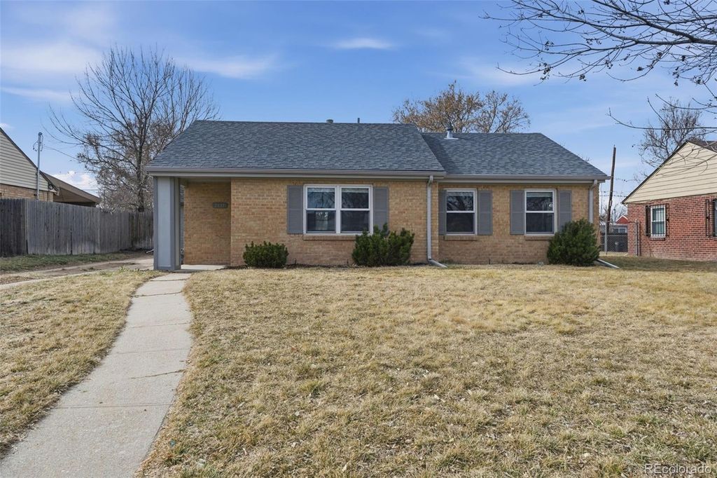 Photo of 2935 Ivy Street, Denver, CO 80207 (MLS # 3663153)