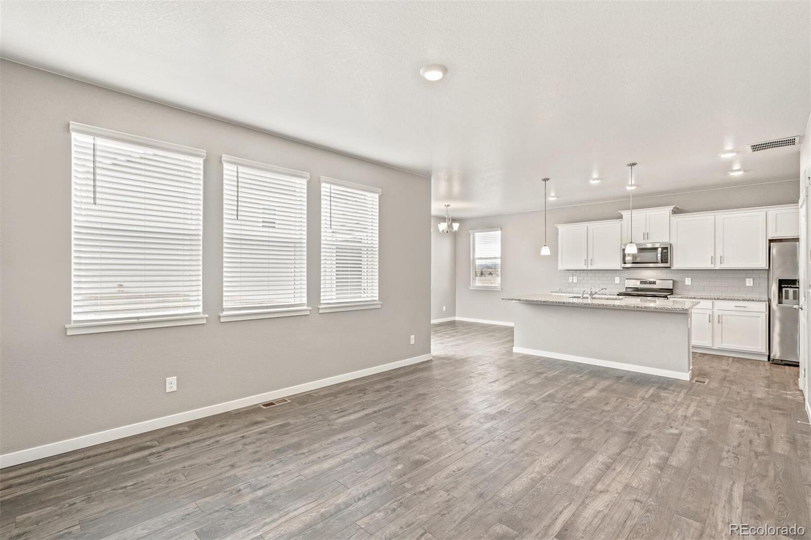 864 Leeward Street, Lochbuie, CO, 80603 3 864 Leeward Street