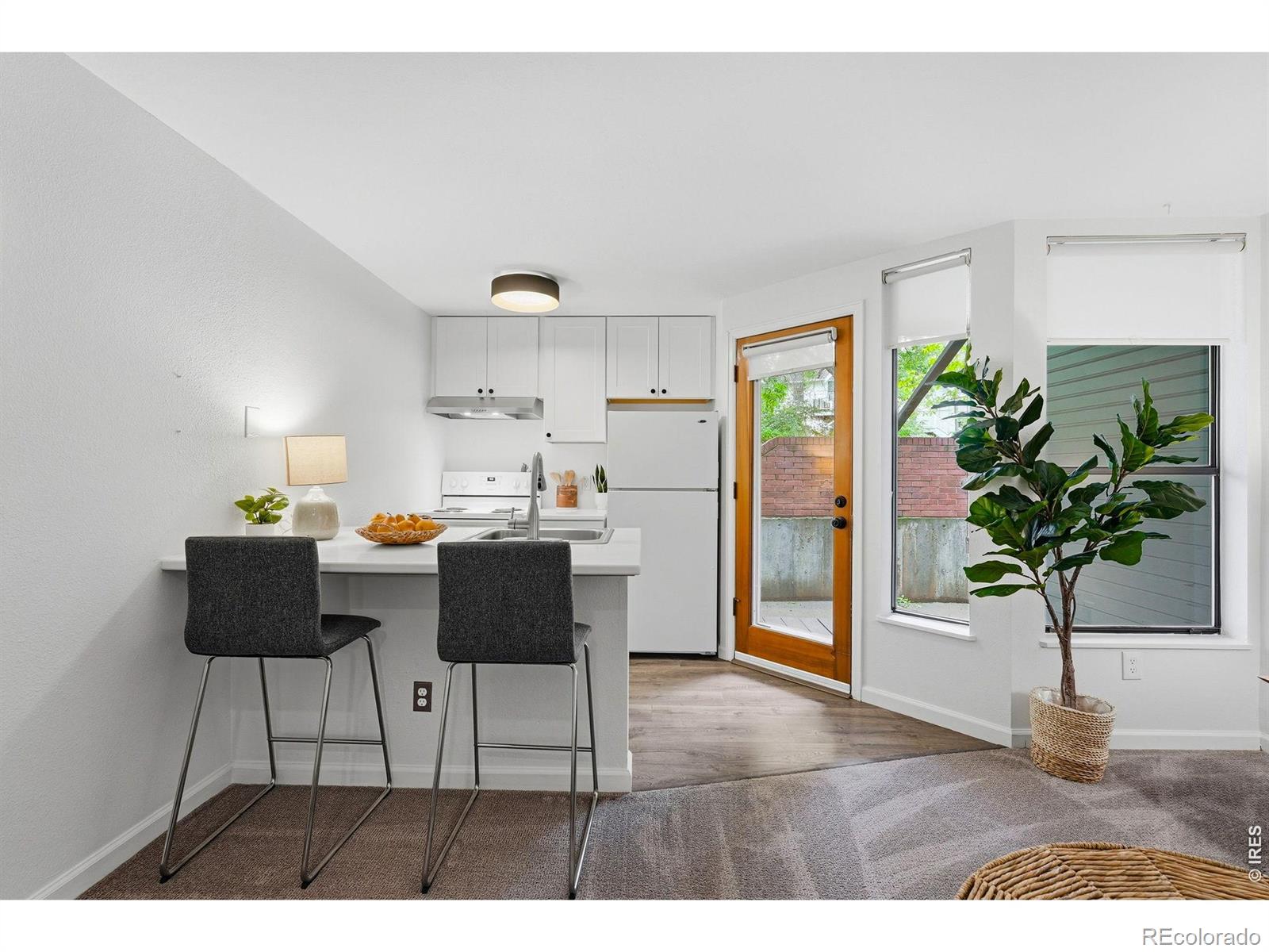 910 Portland Place Unit 2
