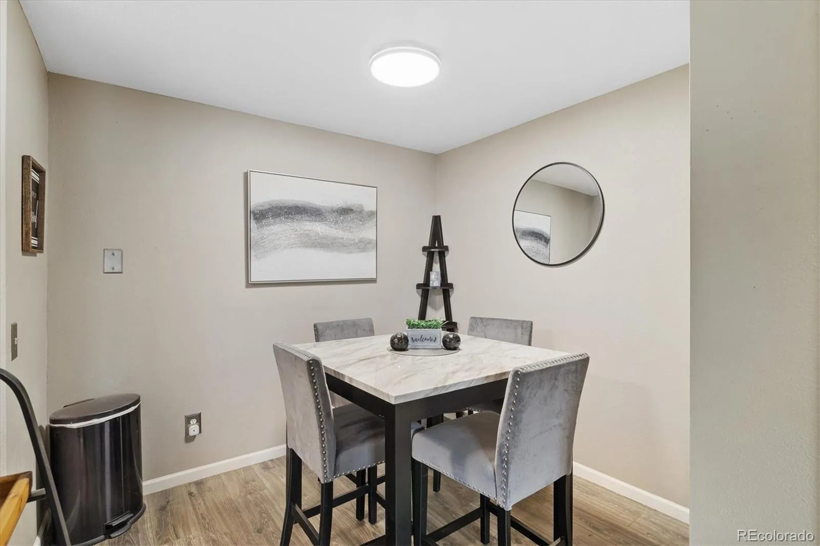 Aurora, Colorado 80011, United States, 1 Bedroom Bedrooms, ,1 BathroomBathrooms,Residential,Pending,88051