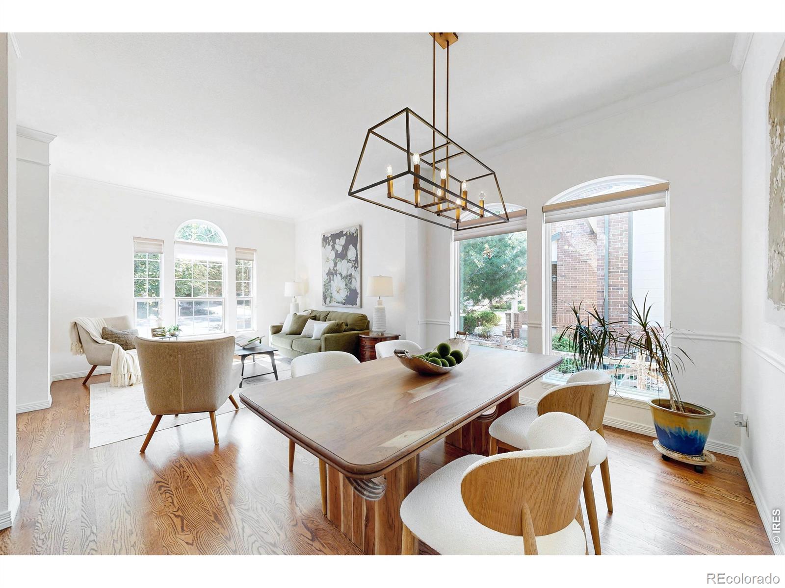 3143 W 109th Place