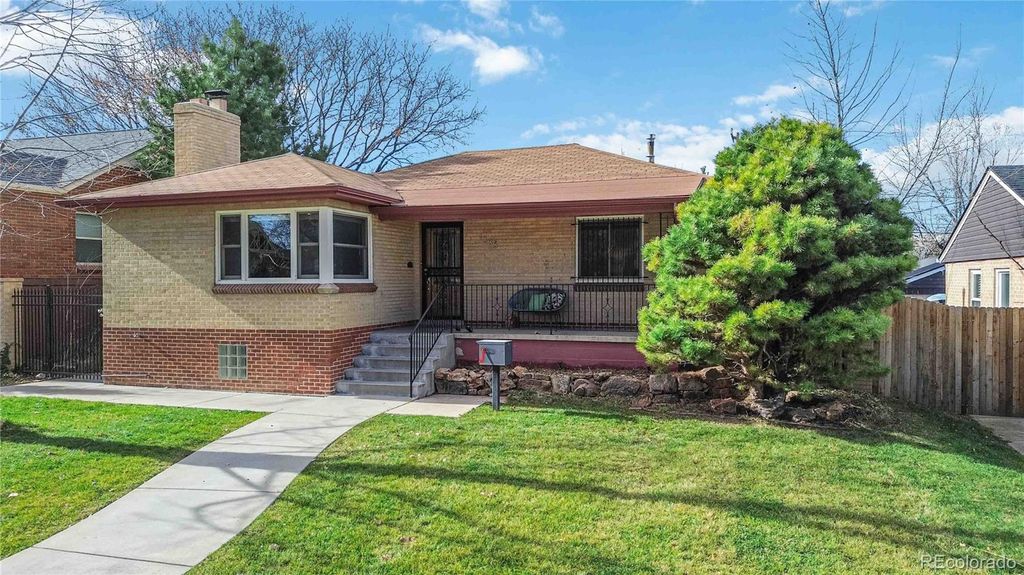 Photo of 1385 N Fairfax Street, Denver, CO 80220 (MLS # 9840027)