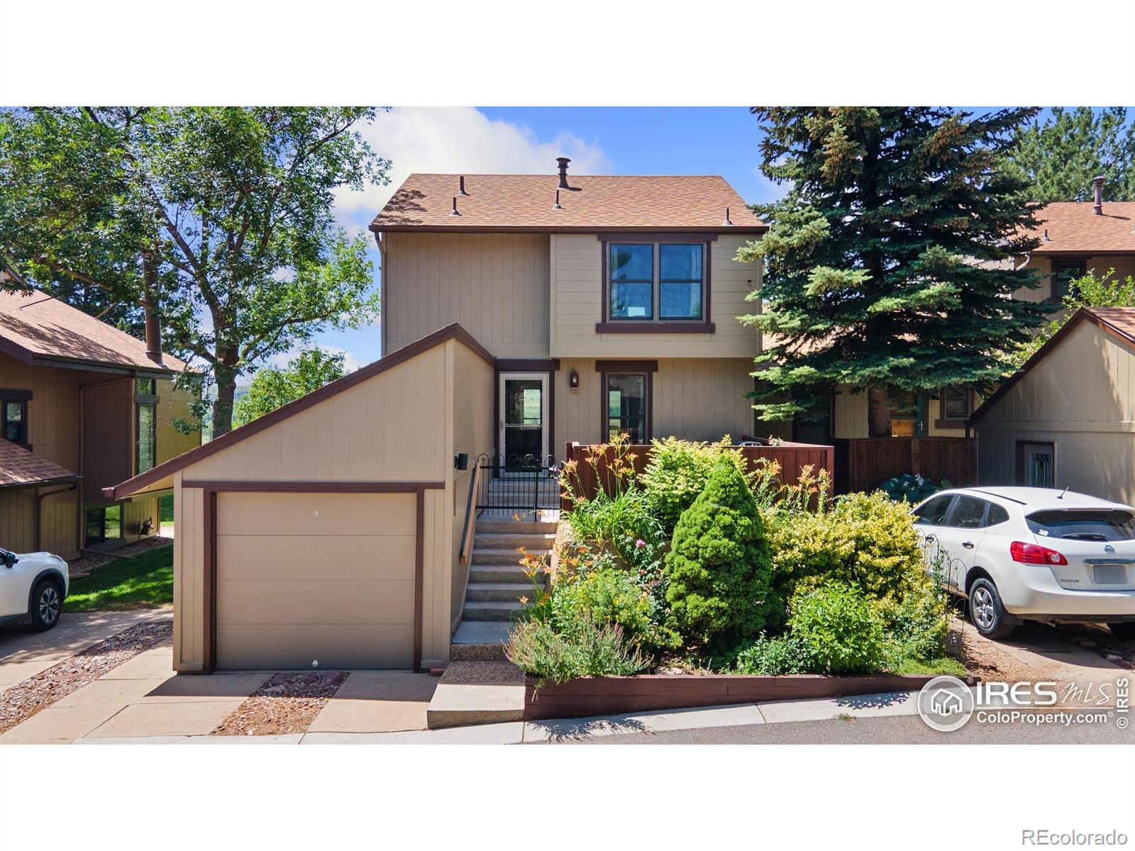 1620 Bradley Court