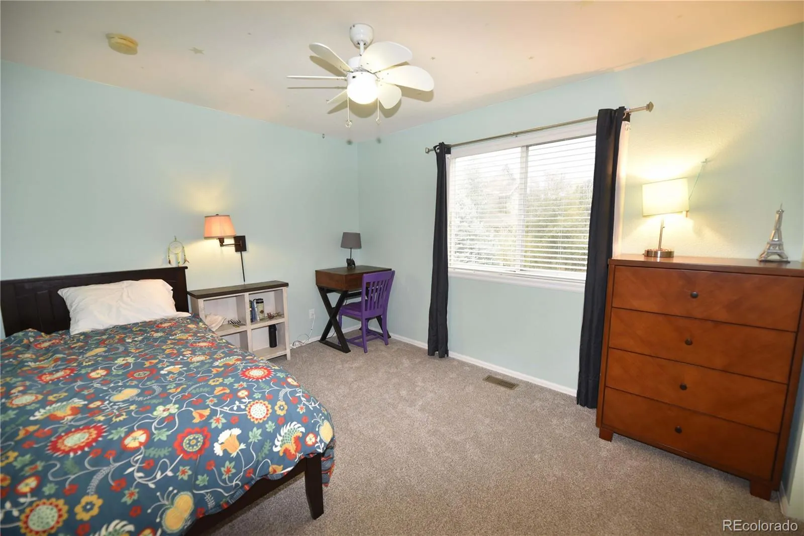 Castle Rock, Colorado 80104, United States, 4 Bedrooms Bedrooms, ,3 BathroomsBathrooms,Residential,Pending,37147