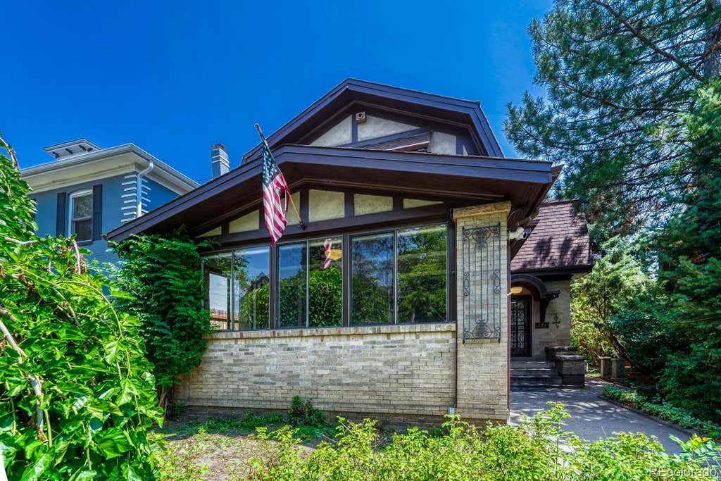 Photo of 724 N Corona Street, Denver, CO 80218 (MLS # 1930732)