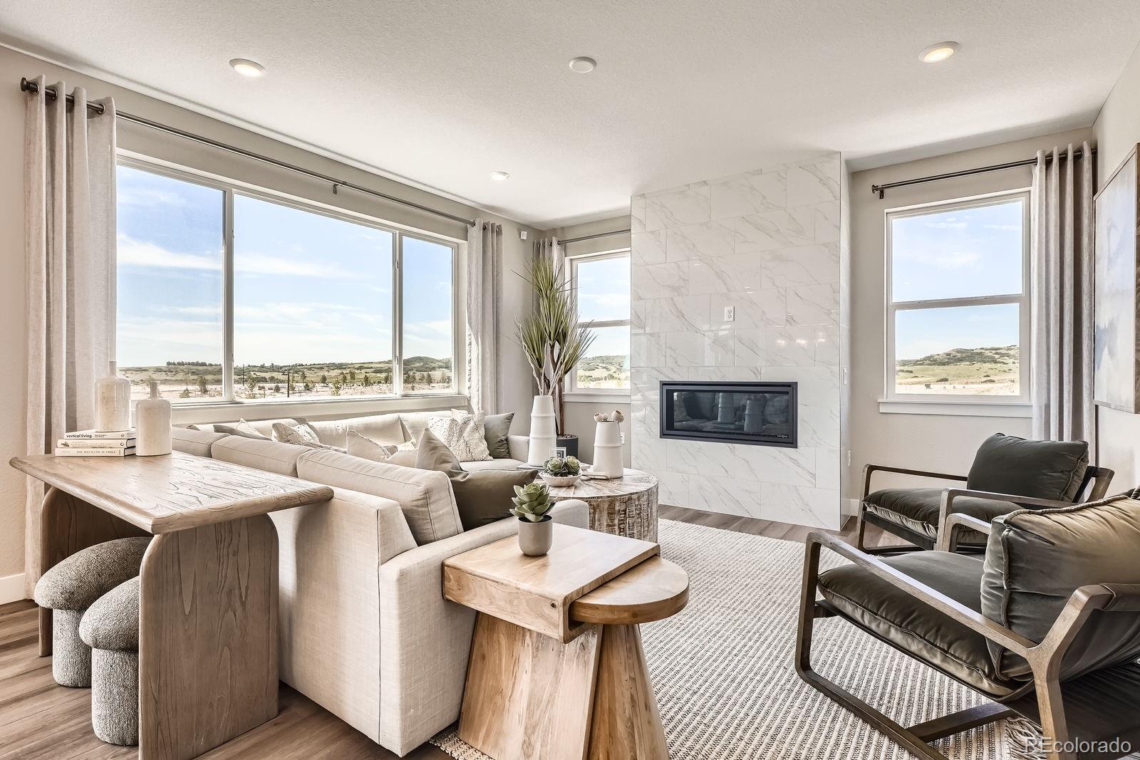 13796 Daffodil Point