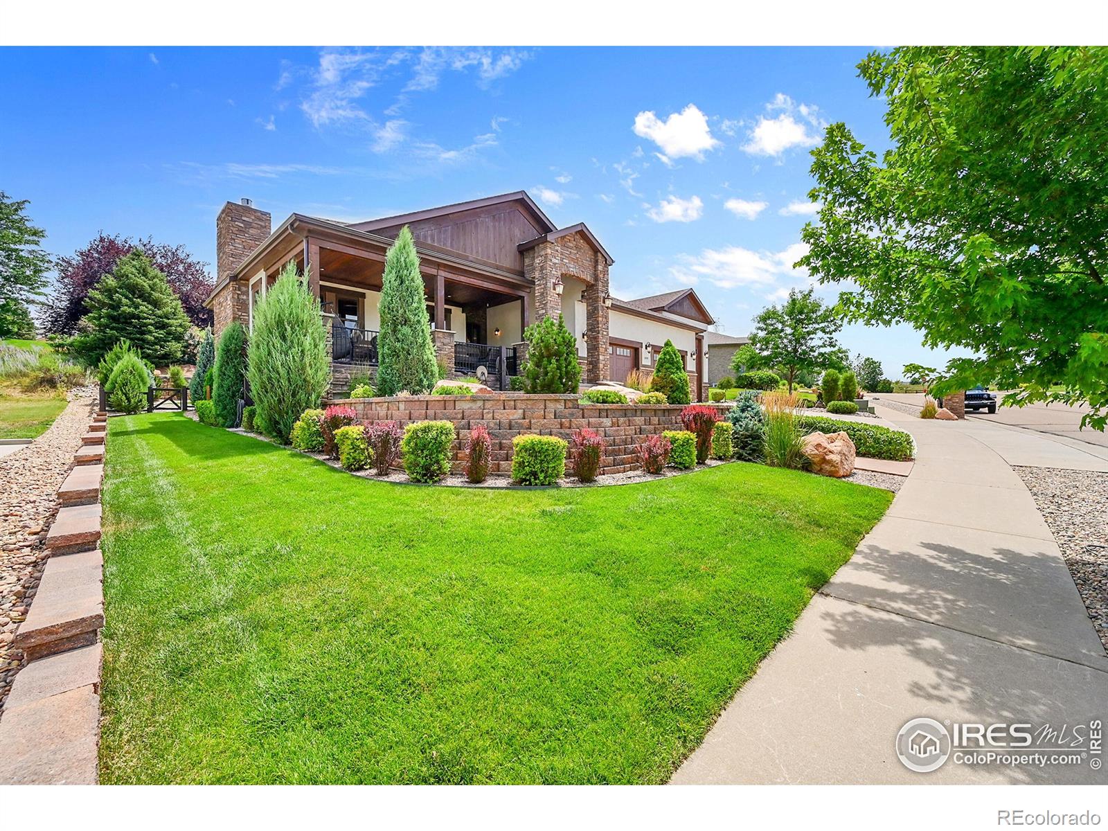 608 Riverside Court