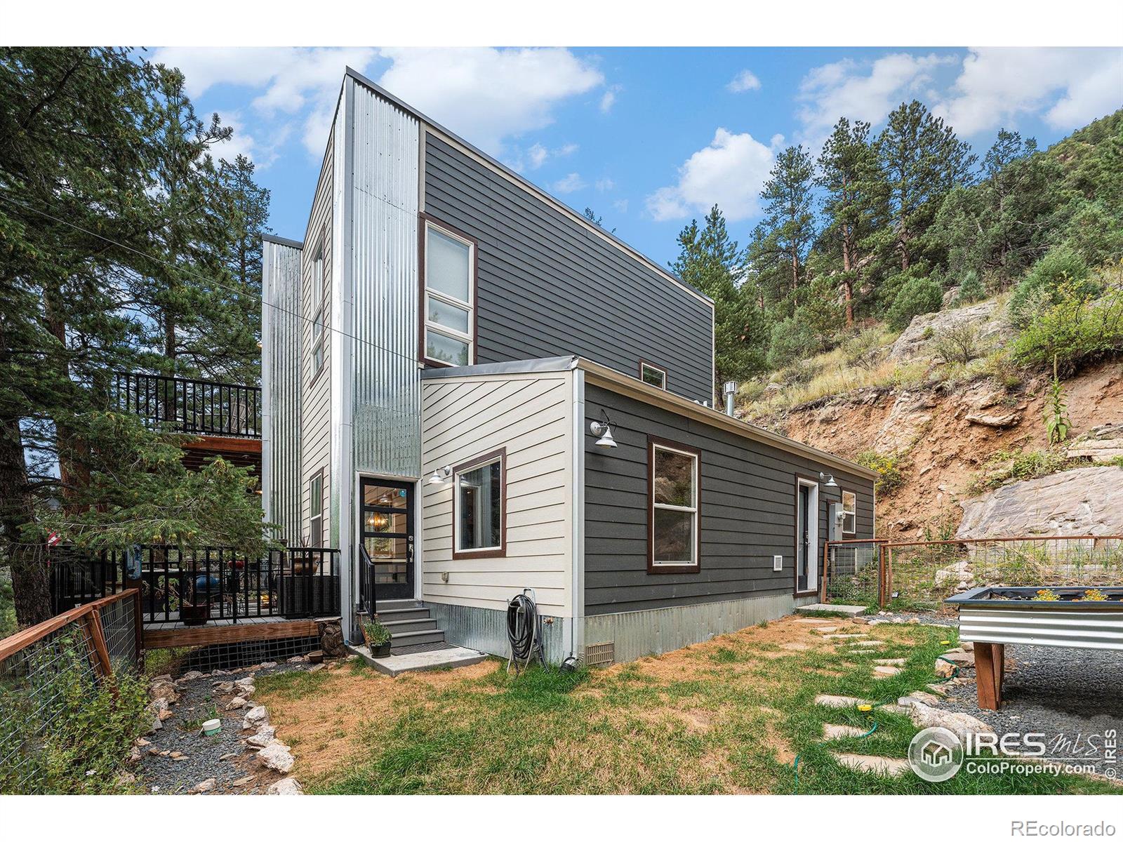414 Waltonia Road