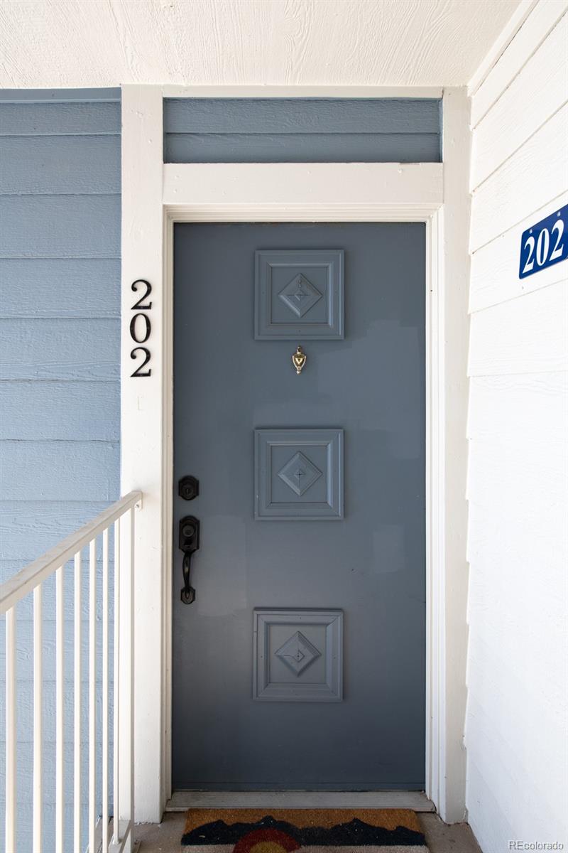 8335 Fairmount Drive 1-202