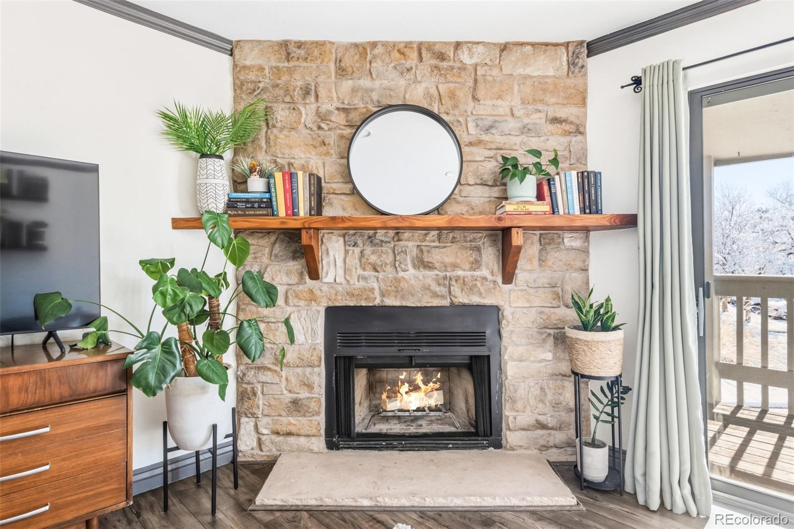 8335 Fairmount Drive 1-202