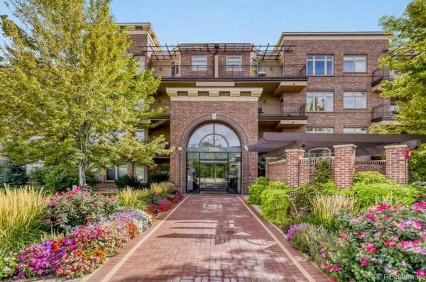 2700 E CHERRY CREEK SOUTH DR APT 414, DENVER, CO 80209 - Image 3f2fd54e0969d5976384b70f3d3cf15f/435288097