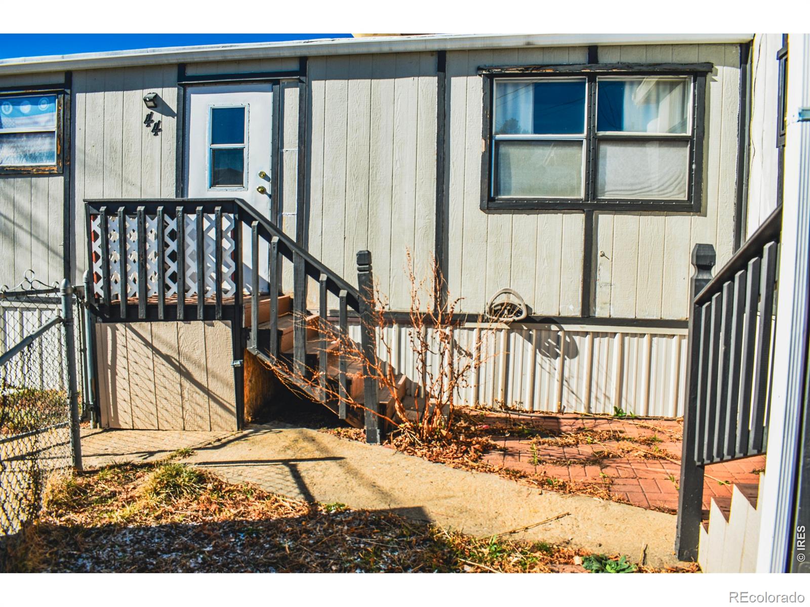 215 Cheyenne Street 44