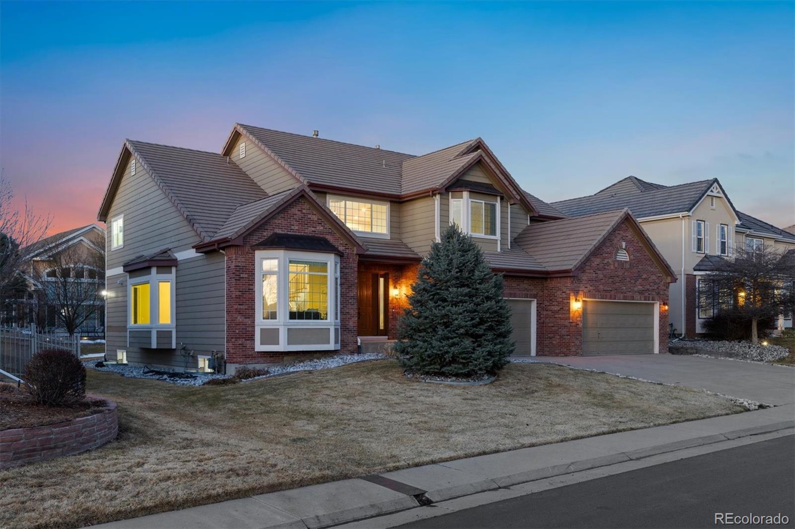 19221 E Maplewood Place