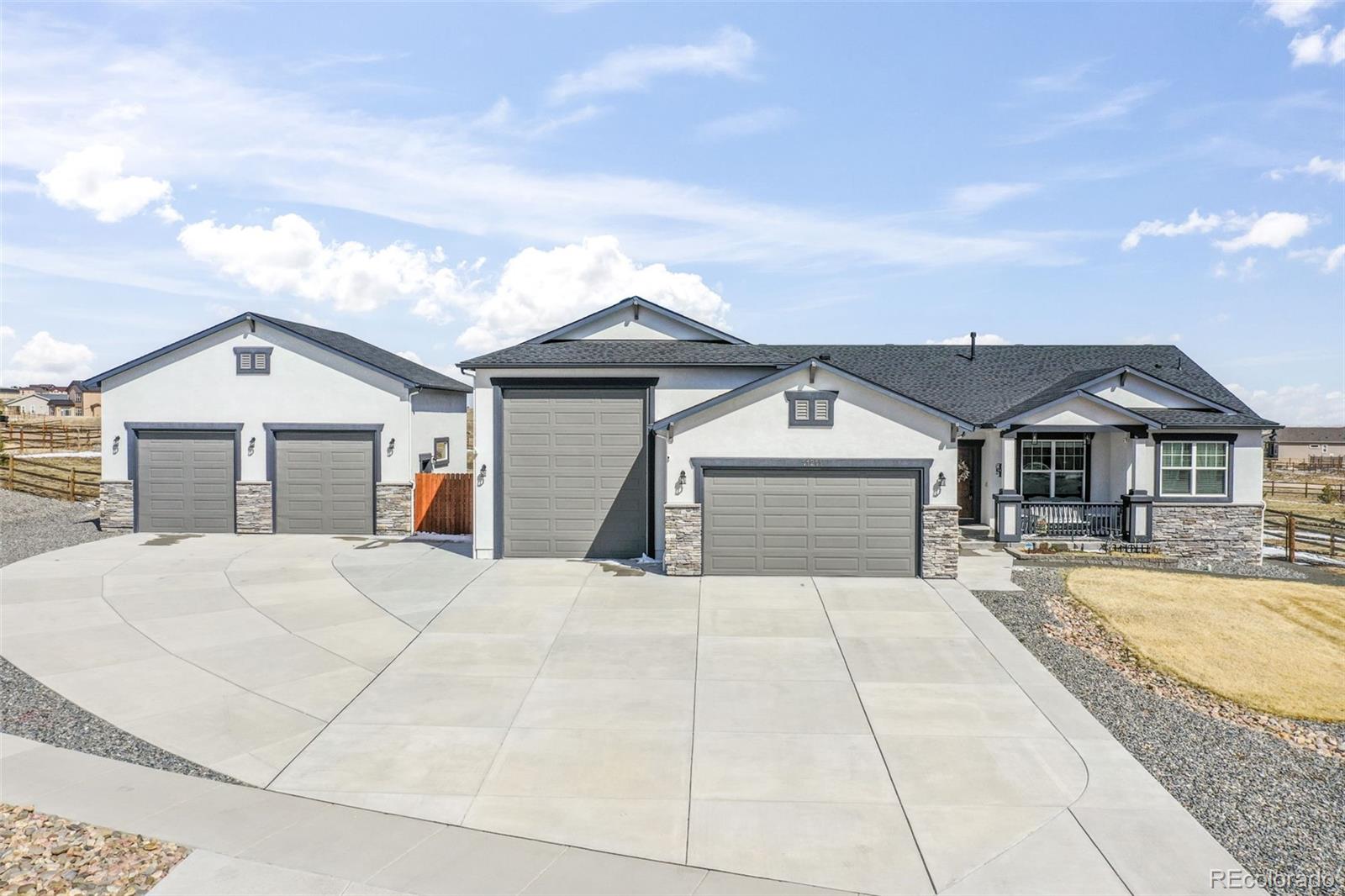 11211 Palmer Peak Place