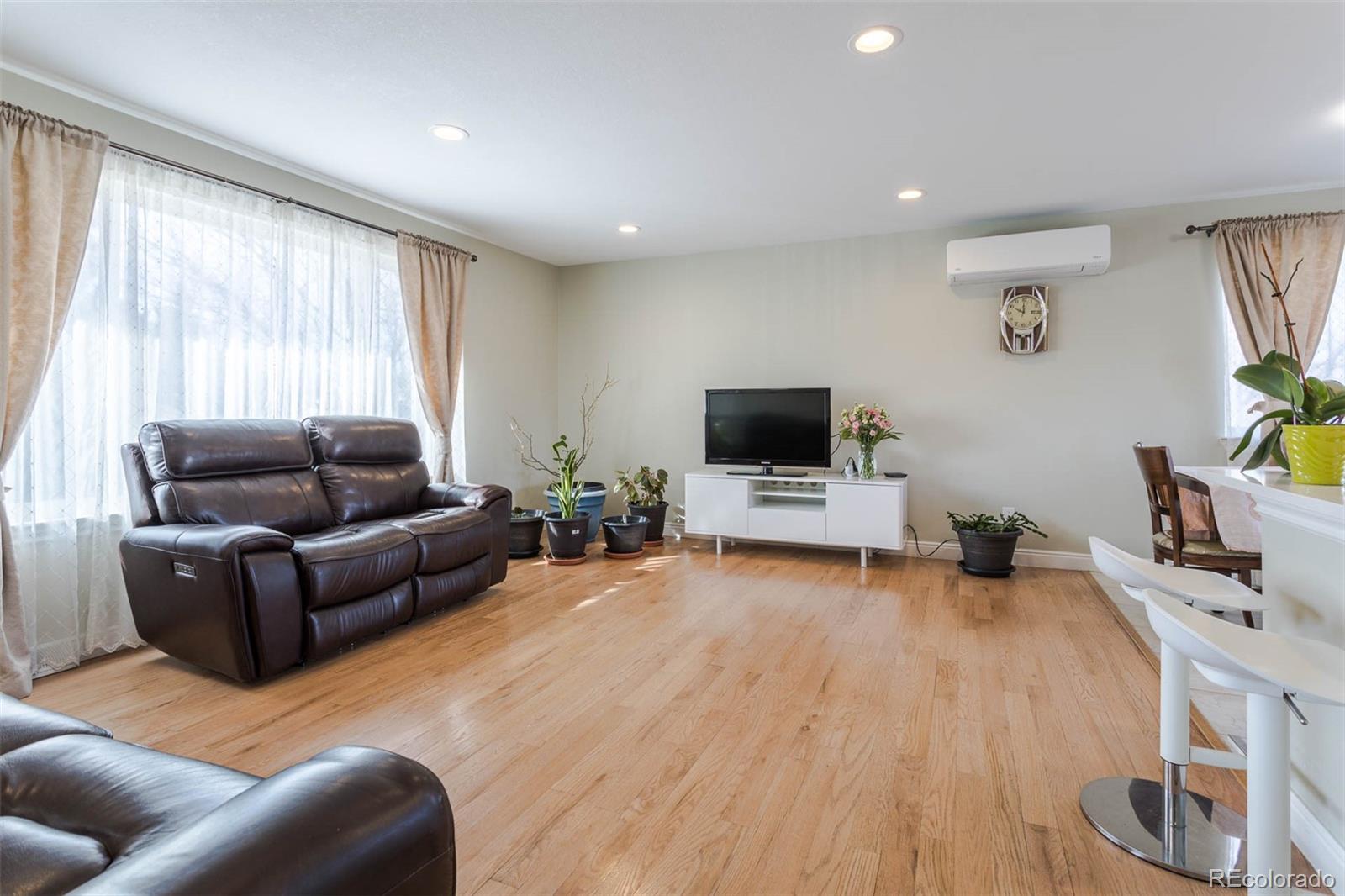 7423 E Costilla Boulevard