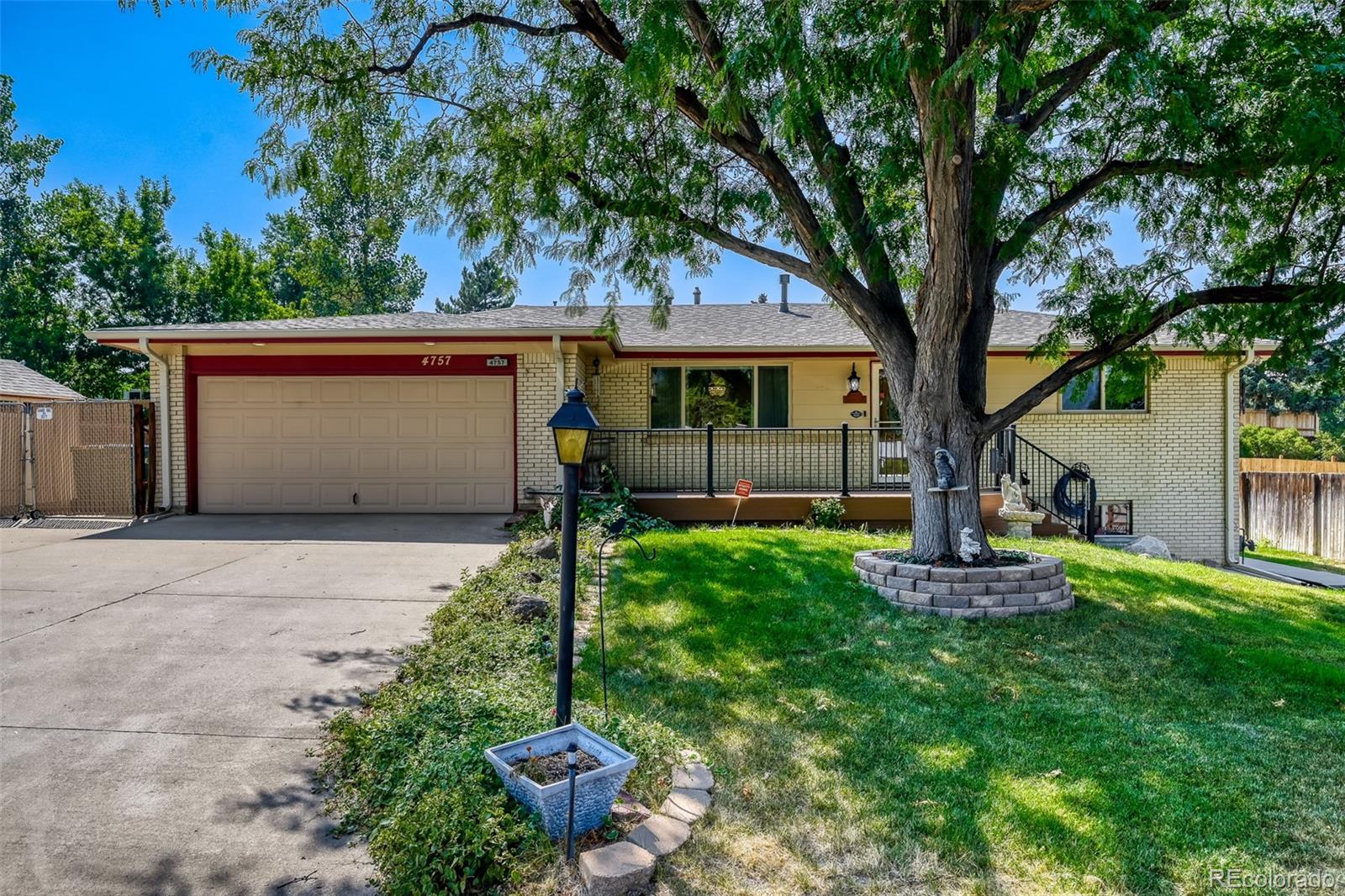 4757 S Oak Court