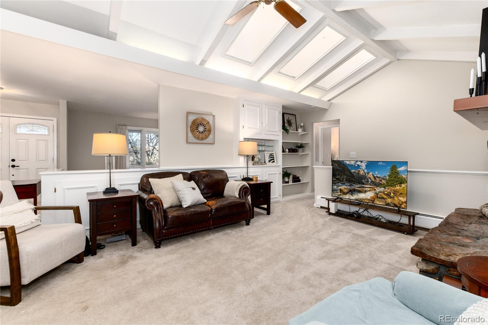 9369 N Palomino Drive