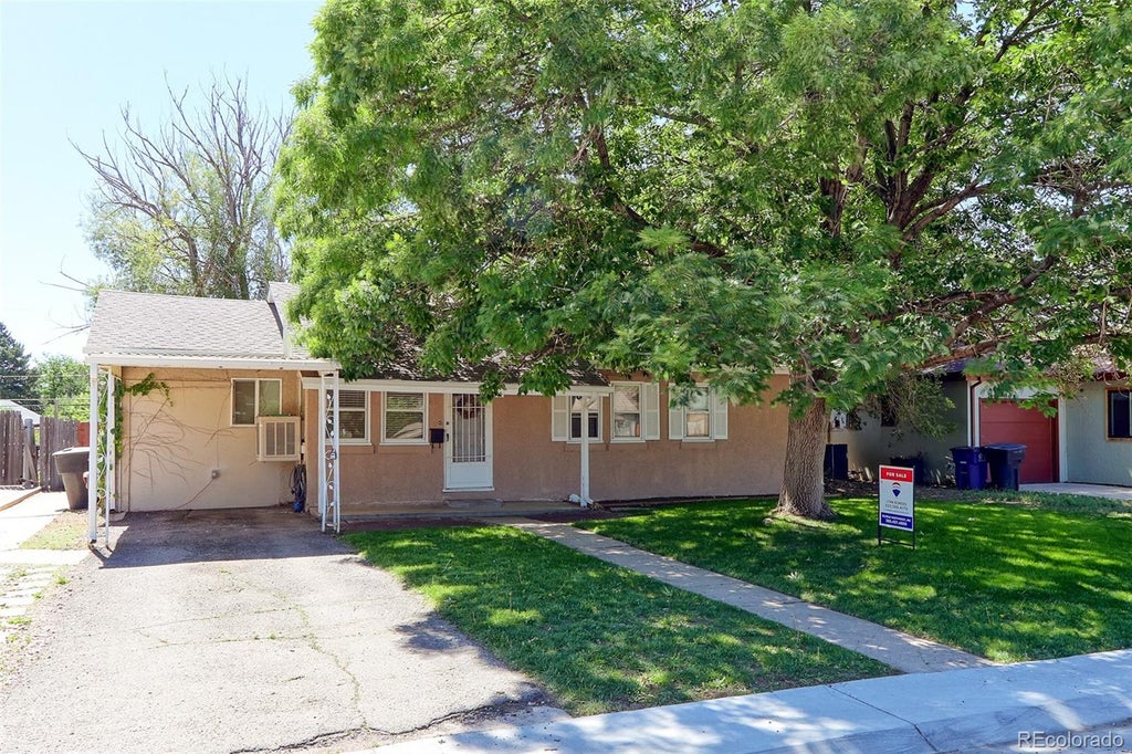 Photo of 1536 S Meade Street, Denver, CO 80219 (MLS # 4636306)