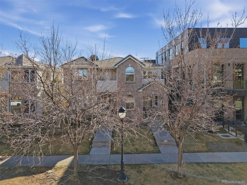 Photo of 258 S Monroe Street, Denver, CO 80209 (MLS # 8178022)