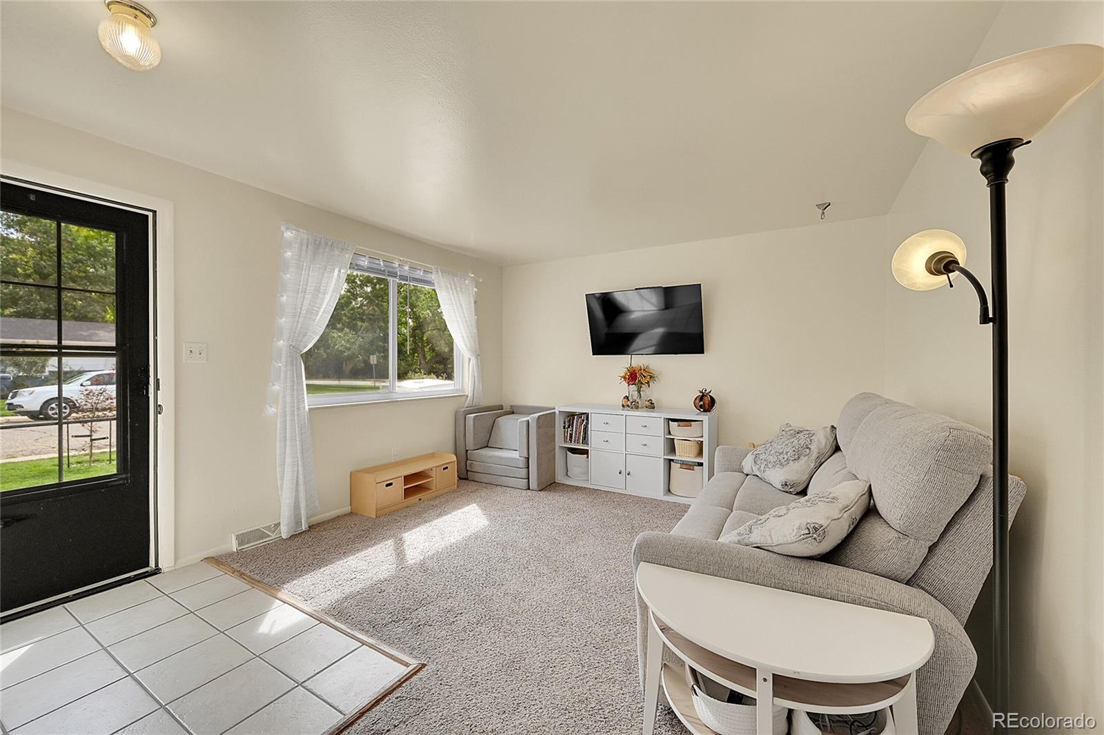 6015 Brentwood Street