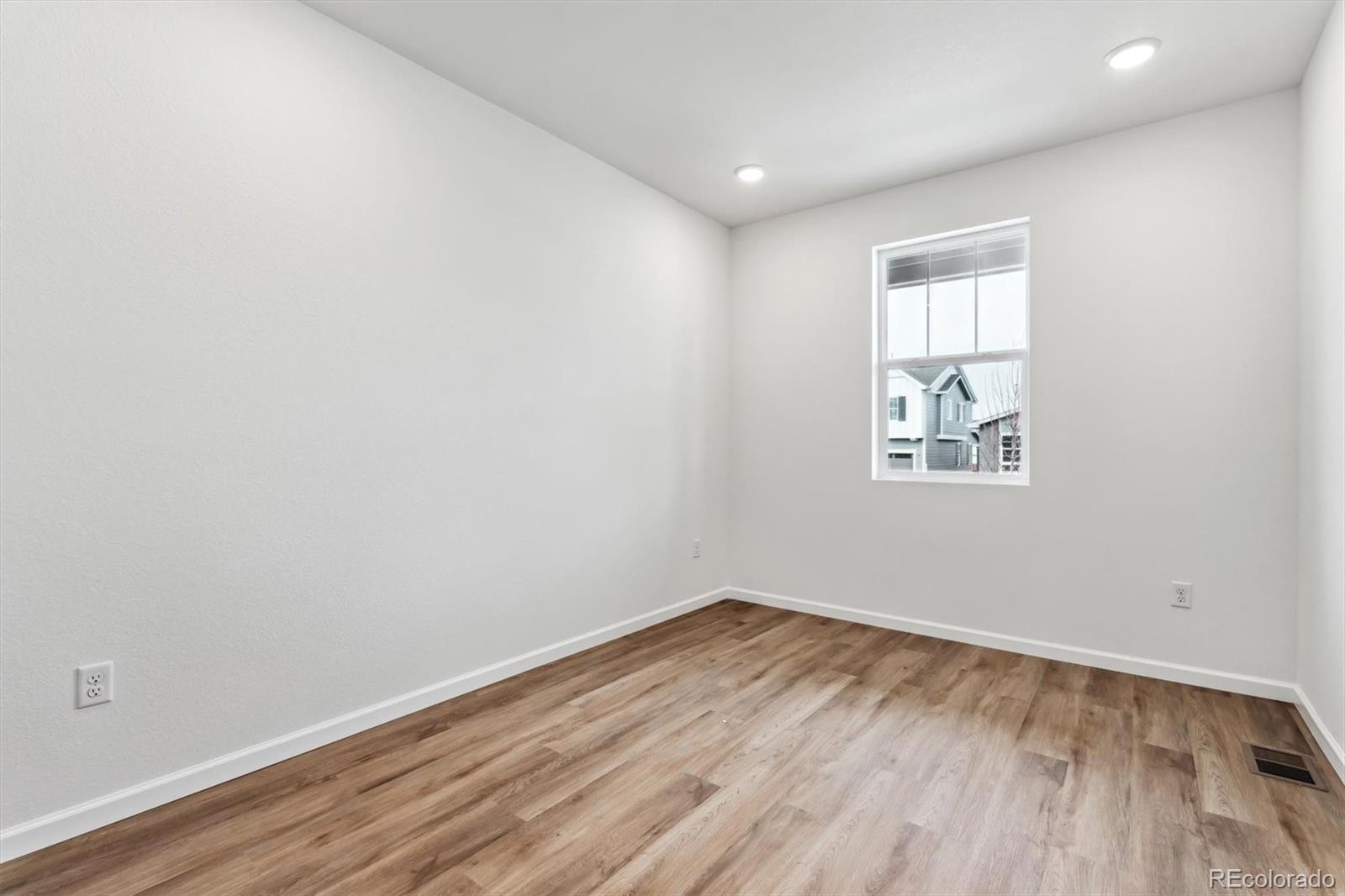 9092 Telluride Court, Commerce City, CO, 80022 2 9092 Telluride Court