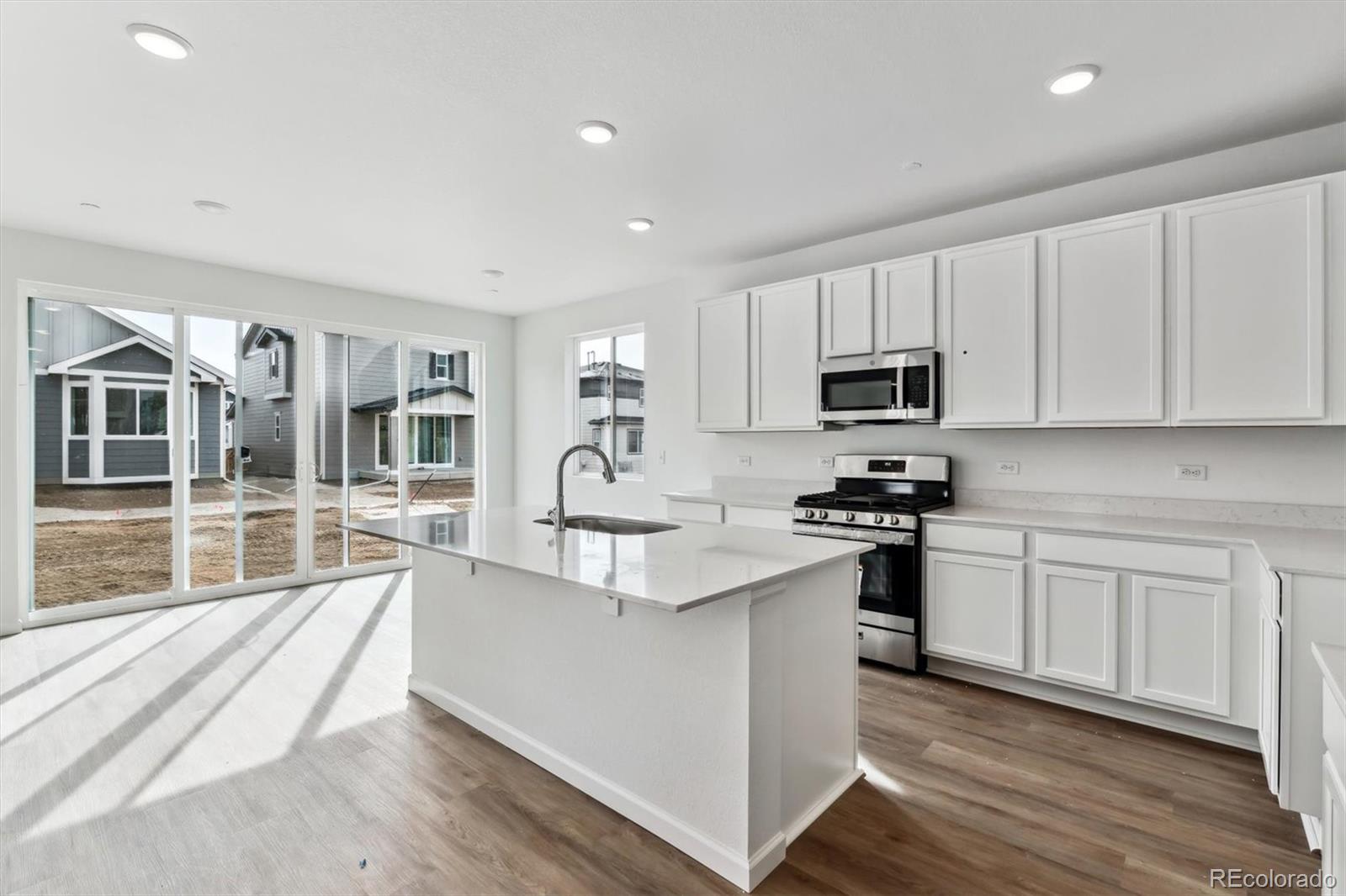 9092 Telluride Court, Commerce City, CO, 80022 4 9092 Telluride Court