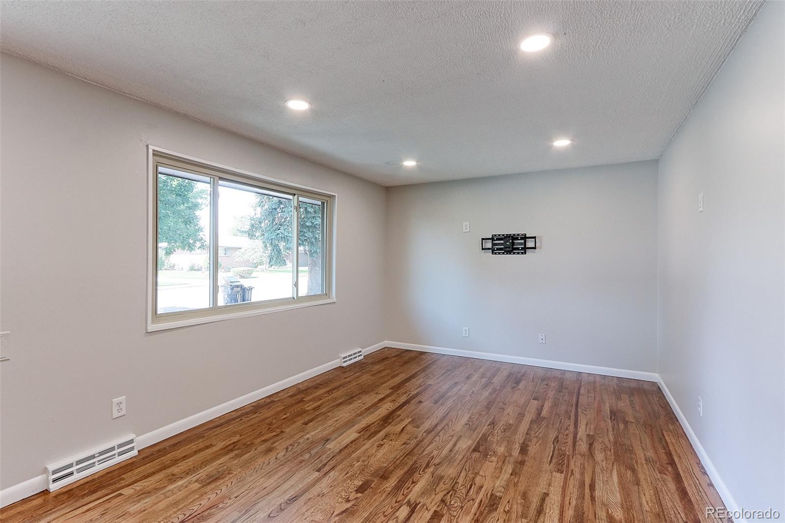3373 W Monmouth Avenue, Englewood, CO, 80110 10 3373 W Monmouth Avenue