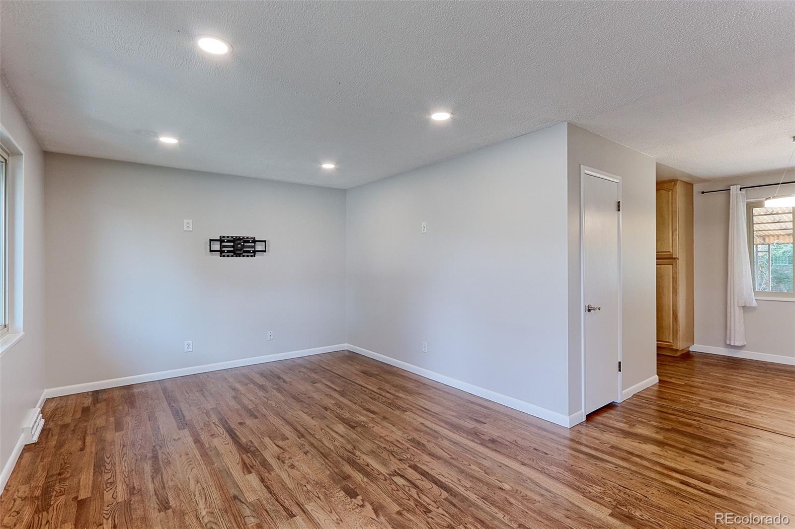 3373 W Monmouth Avenue, Englewood, CO, 80110 9 3373 W Monmouth Avenue