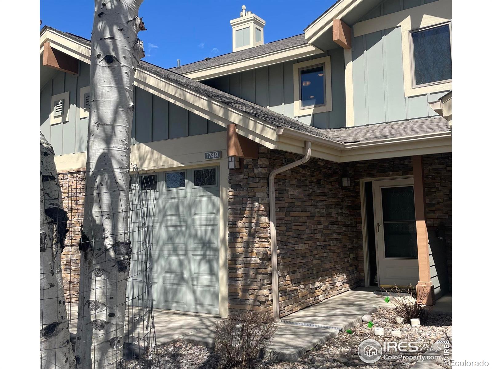 1749 Wildfire Road