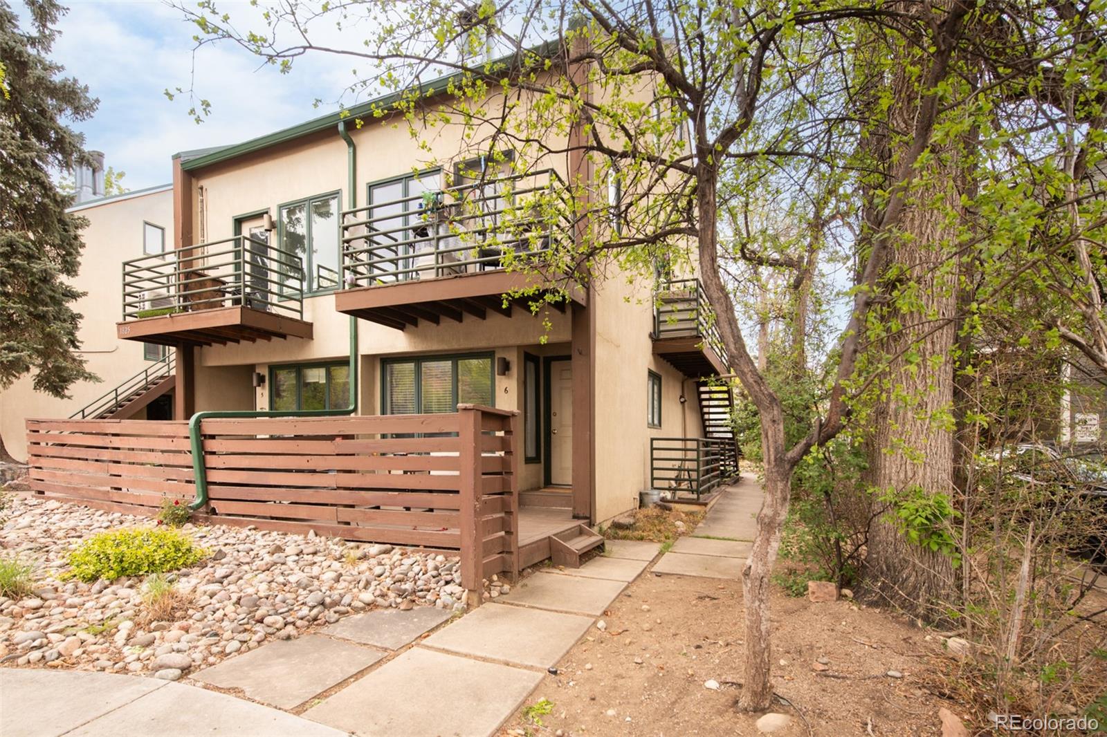 1825 Marine Street 13