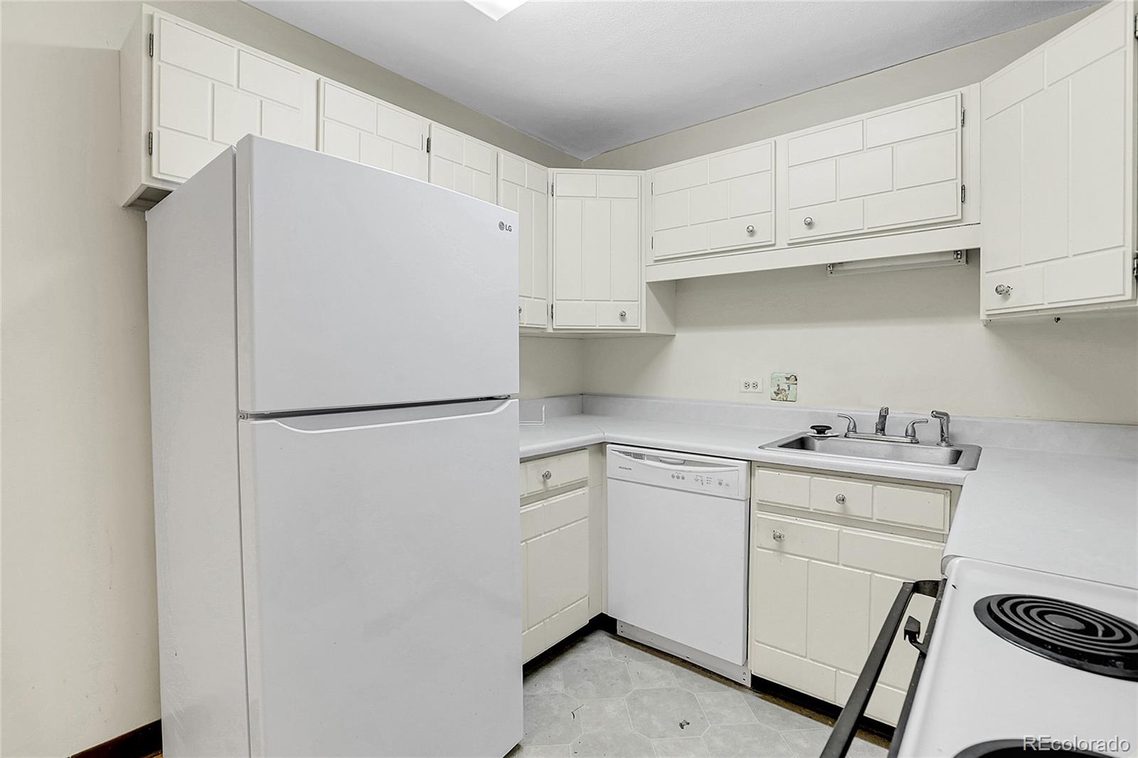 7801 W 35th Avenue 409, Wheat Ridge, CO, 80033 4 7801 W 35th Avenue 409